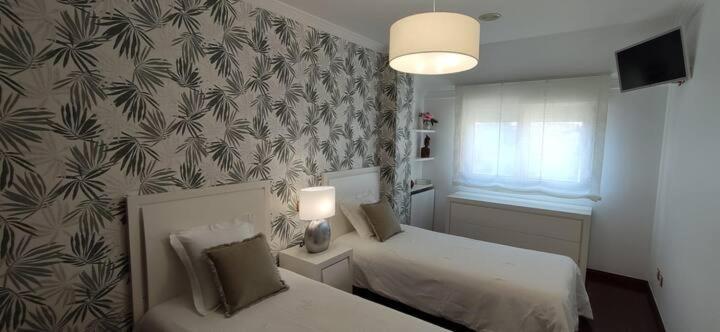 Atico C&E Cambados Apartment ภายนอก รูปภาพ